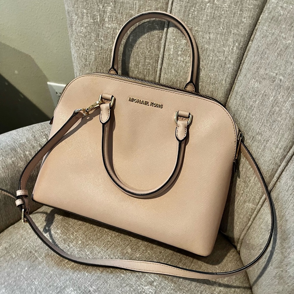 Michael Kors Jet Set tote